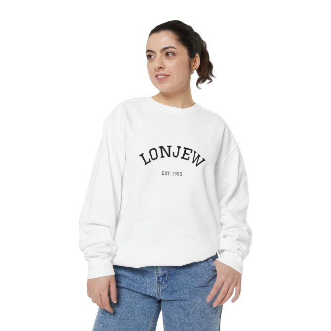 Unisex Garment-Dyed Sweatshirt with Vintage American Flag Design - Image 6