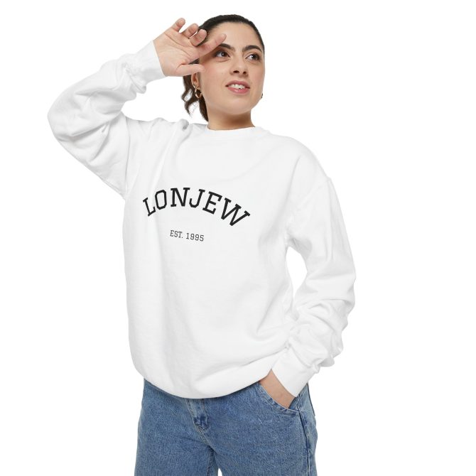 Unisex Garment-Dyed Sweatshirt with Vintage American Flag Design